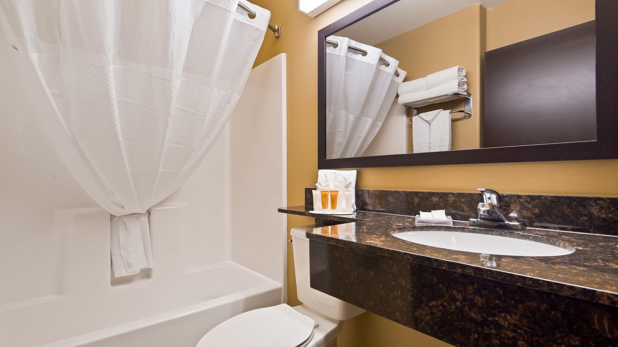 Microtel Inn & Suites By Wyndham Buda Austin South Exteriör bild