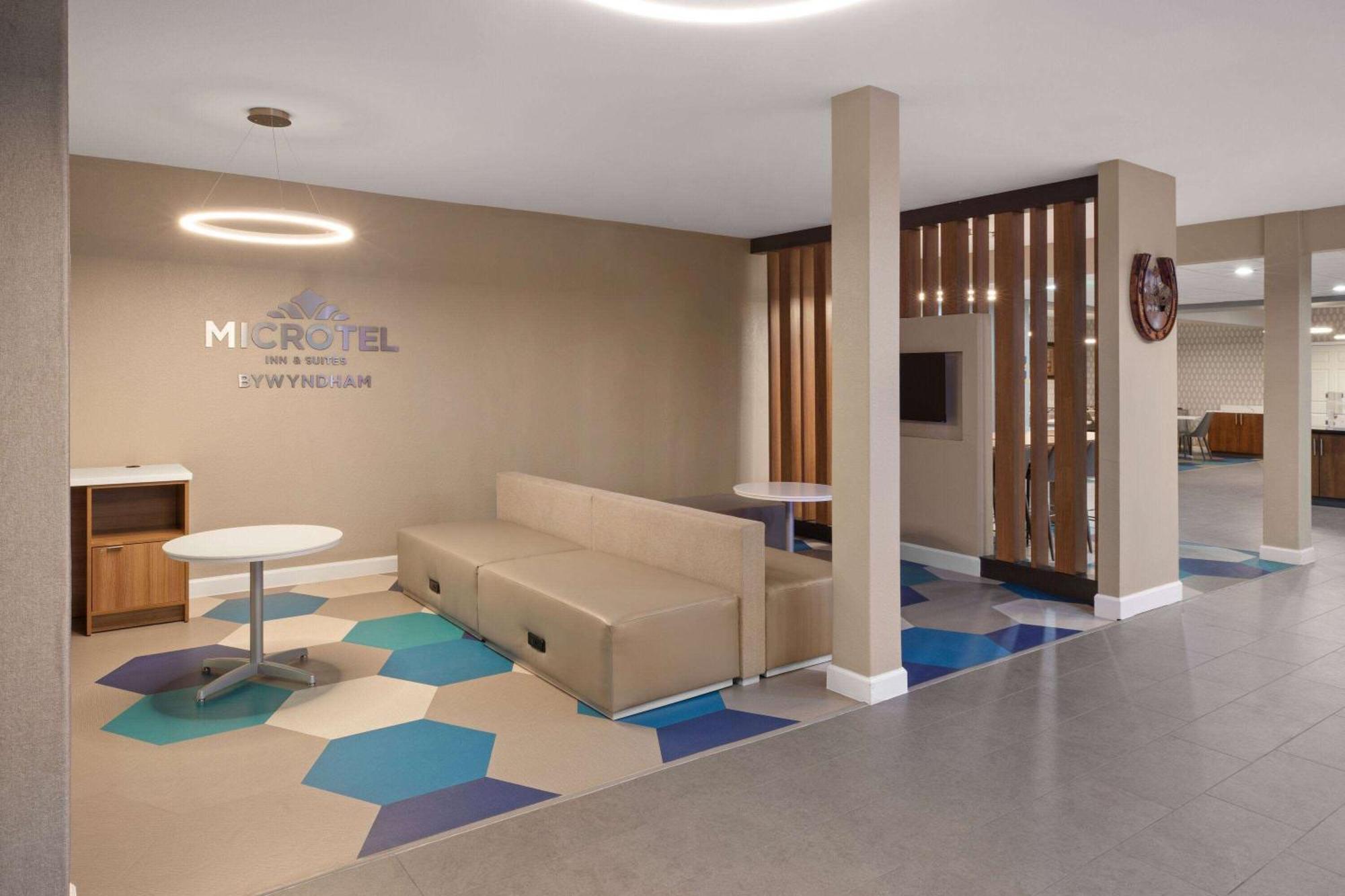 Microtel Inn & Suites By Wyndham Buda Austin South Exteriör bild