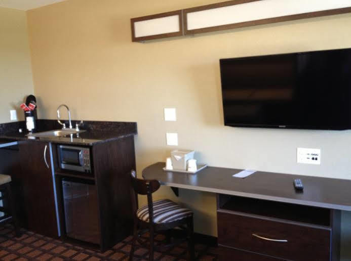 Microtel Inn & Suites By Wyndham Buda Austin South Exteriör bild